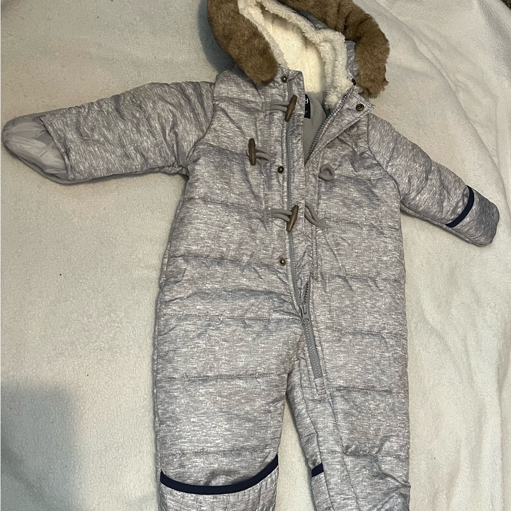 OshKosh B'gosh Gray Kids One Piece Footie